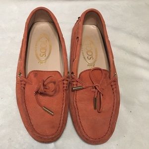 Women's Tod's Gommino Driving Orange Tangerine shoes in Suede 5.5